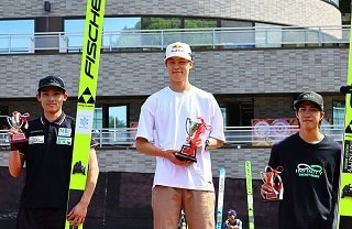 スキージャンプ選手